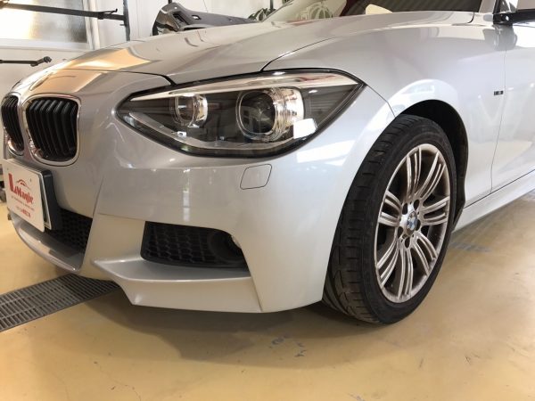 BMW フロントバンパー修理